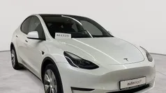 Pearl white multicoat Gebraucht 2022 Tesla Model Y SUV | 28.990 € (Superpreis)