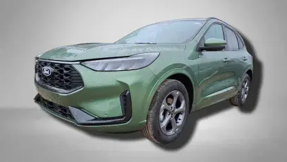 Nuova Ford Kuga ST-Line 185 CV (136 kW) 2026 Verde SUV