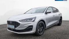 Moondust silver Neu 2025 Ford Focus Titanium Limousine | 23.990 € (Superpreis)