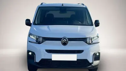 Neu Citroën Berlingo 131 PS (96 kW) 2025 Weiß Van / Kleinbus