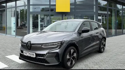 Gebraucht 2022 Renault Megane E-Tech Equilibre Limousine | 21.990 € (Fairer Preis)