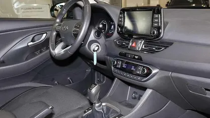 Gebraucht 2022 Hyundai i30 Trend Limousine | 13.875 € (Fairer Preis)