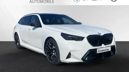 Gebraucht BMW M5 Comfort Edition 727 PS (534 kW) 2025 Alpinweiss Kombi