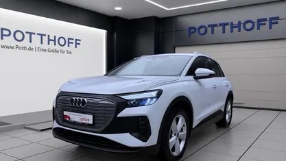 Gebraucht Audi Q4 e-tron Comfort 150 kW (204 PS) 2022 Weiss SUV