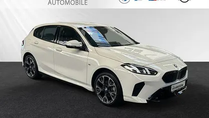 Alpinweiss Gebraucht 2024 BMW 120 M Sport Kleinwagen | 29.992 € (Fairer Preis)