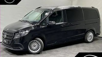 Gebraucht Mercedes V250 Style 190 PS (139 kW) 2025 Schwarz Van / Kleinbus