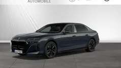 BMW 740