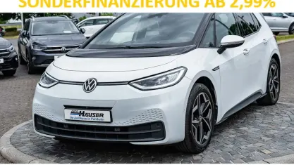 Gebraucht VW ID.3 Pro Performance 150 kW (204 PS) 2023 Gletscherweiß metallic schwarz Kleinwagen