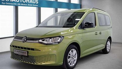 Käytetty VW Caddy Life 122 HP (89 kW) 2023 Vihreä Tila-auto