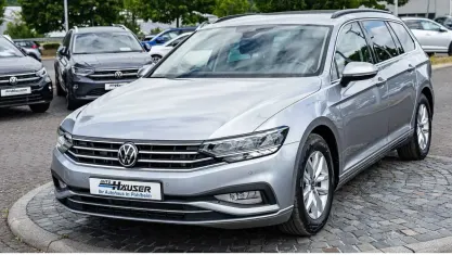 Gebraucht VW Passat Business 150 PS (110 kW) 2023 Silber Kombi