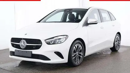 Unilack polarweiß Gebraucht 2024 Mercedes B180 Progressive Van / Kleinbus | 25.880 € (Superpreis)