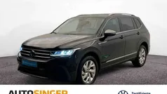 Schwarz Gebraucht 2024 VW Tiguan Allspace Life SUV | 34.840 € (Guter Preis)