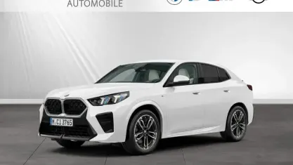 Gebraucht BMW X2 M Sport 170 PS (125 kW) 2025 Alpinweiss SUV