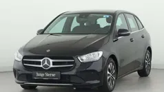 Unilack nachtschwarz Gebraucht 2023 Mercedes B180 Style Van / Kleinbus | 22.850 € (Guter Preis)