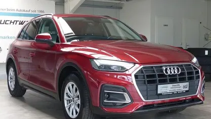 Rot Gebraucht 2021 Audi Q5 Basis SUV | 33.950 € (Superpreis)