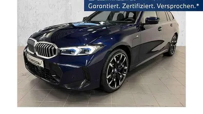 Gebraucht BMW 330e M Sport 184 PS (135 kW) 2025 Blau Kombi