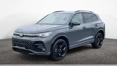 Grau Gebraucht 2024 VW Tiguan R-line SUV | 47.745 € (Superpreis)