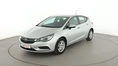 Grau Gebraucht 2016 Opel Astra Edition Limousine | 10.530 € (Fairer Preis)