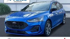 Blau Neu 2024 Ford Focus ST-Line Kombi | 27.490 € (Guter Preis)