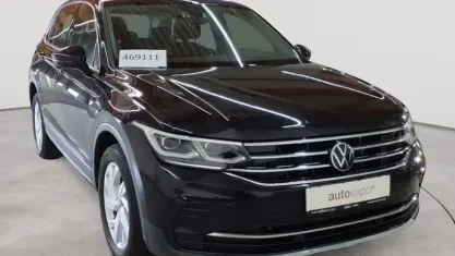 Używany VW Tiguan Elegance 150 KM (110 kW) 2022 Czarny SUV
