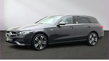 Gebraucht Mercedes C300e Avantgarde 313 PS (230 kW) 2025 Graphitgrau Kombi