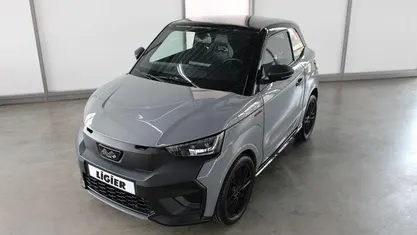 Nuova Ligier JS50 2026 Grigio Utilitaria