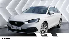 Glacial weiß me Gebraucht 2024 Seat Leon Style Kombi | 25.932 € (Superpreis)