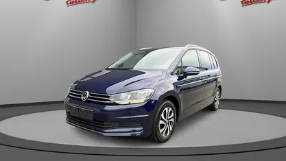 Atlantik blue metallic Gebraucht 2022 VW Touran Active Van / Kleinbus | 28.990 € (Fairer Preis)
