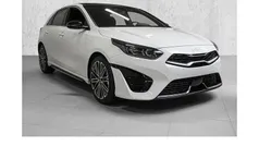 Weiß Neu 2025 Kia Ceed GT-Line Limousine | 30.790 € (Fairer Preis)