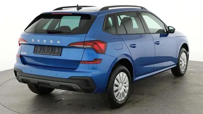 Race blau metallic Neu 2025 Skoda Kamiq Selection SUV | 26.895 € (Fairer Preis)