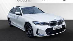 Alpinweiss Gebraucht 2024 BMW 330e M Sport Kombi | 42.200 € (Guter Preis)