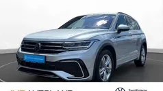 Reflexsilber Gebraucht 2024 VW Tiguan R-line SUV | 41.920 € (Fairer Preis)