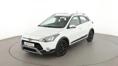 Weiß Gebraucht 2020 Hyundai i20 Active Limousine | 12.000 € (Guter Preis)