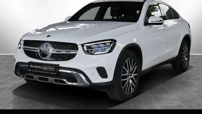 Gebraucht Mercedes GLC300 258 PS (189 kW) 2023 Unilack polarweiß SUV