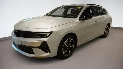 Gebraucht Opel Astra 131 PS (96 kW) 2024 Silber Kleinwagen