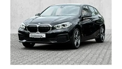 Gebraucht BMW 118 Advantage 136 PS (100 kW) 2023 Schwarz Kleinwagen