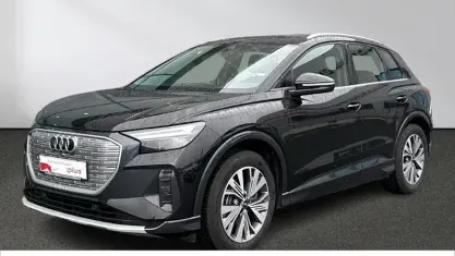 Second-hand Audi Q4 e-tron Comfort 219 kW (299 CP) 2023 Negru SUV