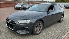 Grau Gebraucht 2022 Audi A4 Business Kombi | 21.211 € (Guter Preis)