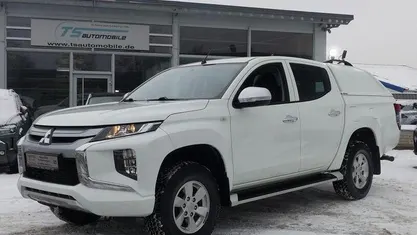 Weiß Gebraucht 2020 Mitsubishi L200 Abholung | 23.990 € (Fairer Preis)