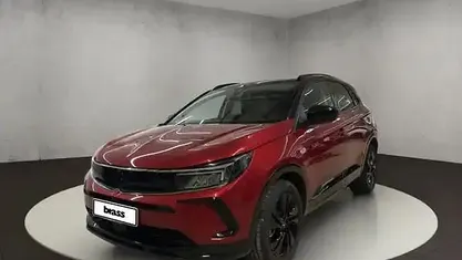 Gebraucht Opel Grandland X 131 PS (96 kW) 2023 Rubin rot (m2) SUV