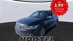 Deep black perleffekt, pearl effect Gebraucht 2023 VW Tiguan R SUV | 44.800 € (Fairer Preis)