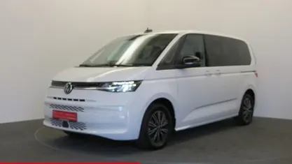 Weiß Gebraucht 2022 VW Multivan Life Van | 47.450 € (Fairer Preis)