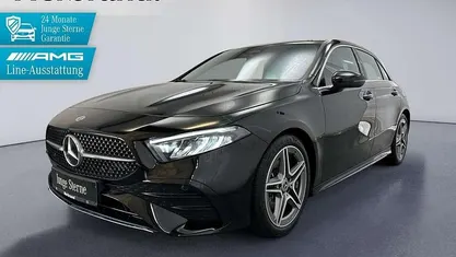 Gebraucht 2025 Mercedes A200 AMG line Limousine | 30.770 € (Fairer Preis)