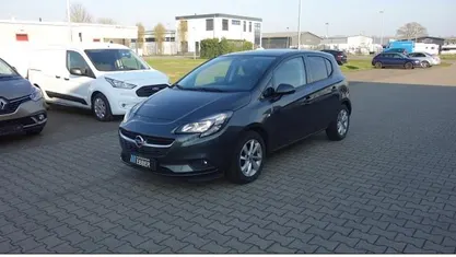 Begagnad Opel Corsa S 90 HK (66 kW) 2018 Grå Halvkombi