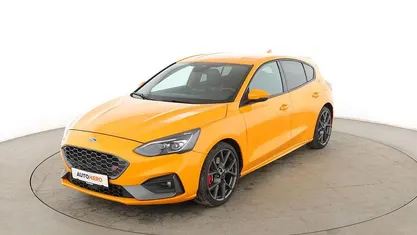Usata Ford Focus ST 280 CV (205 kW) 2020 Arancione Berlina