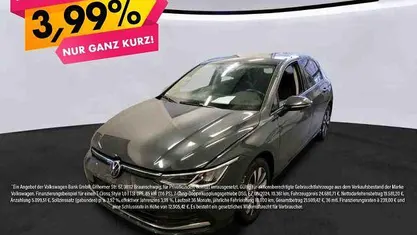 Gebraucht VW Golf VIII Move 110 PS (80 kW) 2024 Uranograu Limousine