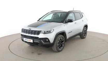 Gebraucht Jeep Compass Trailhawk 60 PS (44 kW) 2022 Grau SUV