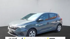 Grau Gebraucht 2024 Dacia Sandero Kleinwagen | 14.990 € (Fairer Preis)