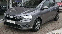 Dolomitgrau metallic Gebraucht 2024 Dacia Sandero Expression Kleinwagen | 16.925 € (Fairer Preis)