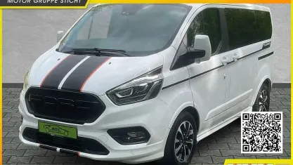 Gebraucht Ford Tourneo 170 PS (125 kW) 2019 Frostweiß Van / Kleinbus
